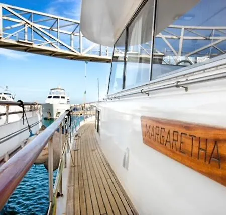 Botel Charming Boat In Barcelona - Perfect Getaway Sant Adria de Besos